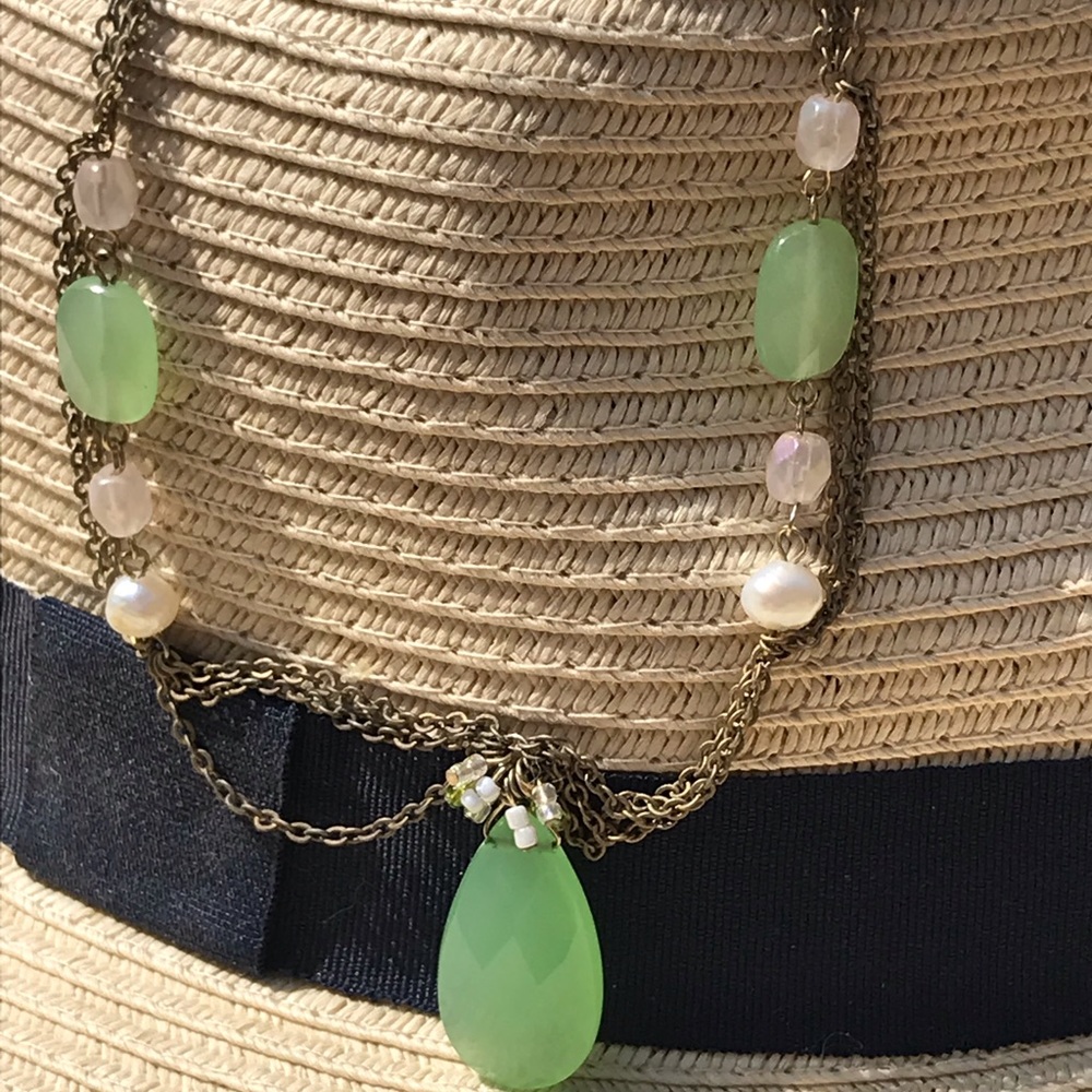 Jade stone & Pearl Necklace